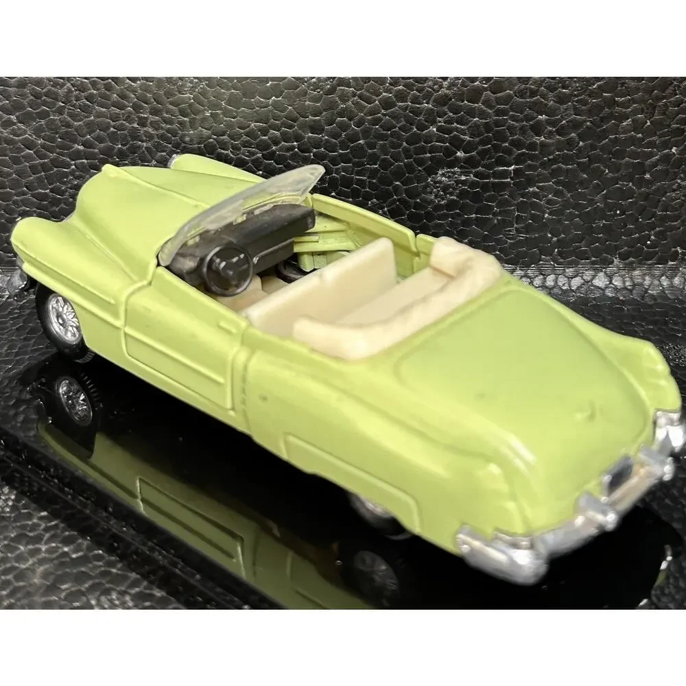 A8 Vintage Diecast Convertible Car Lime Green 1950s Style w/ Case Thailand Made